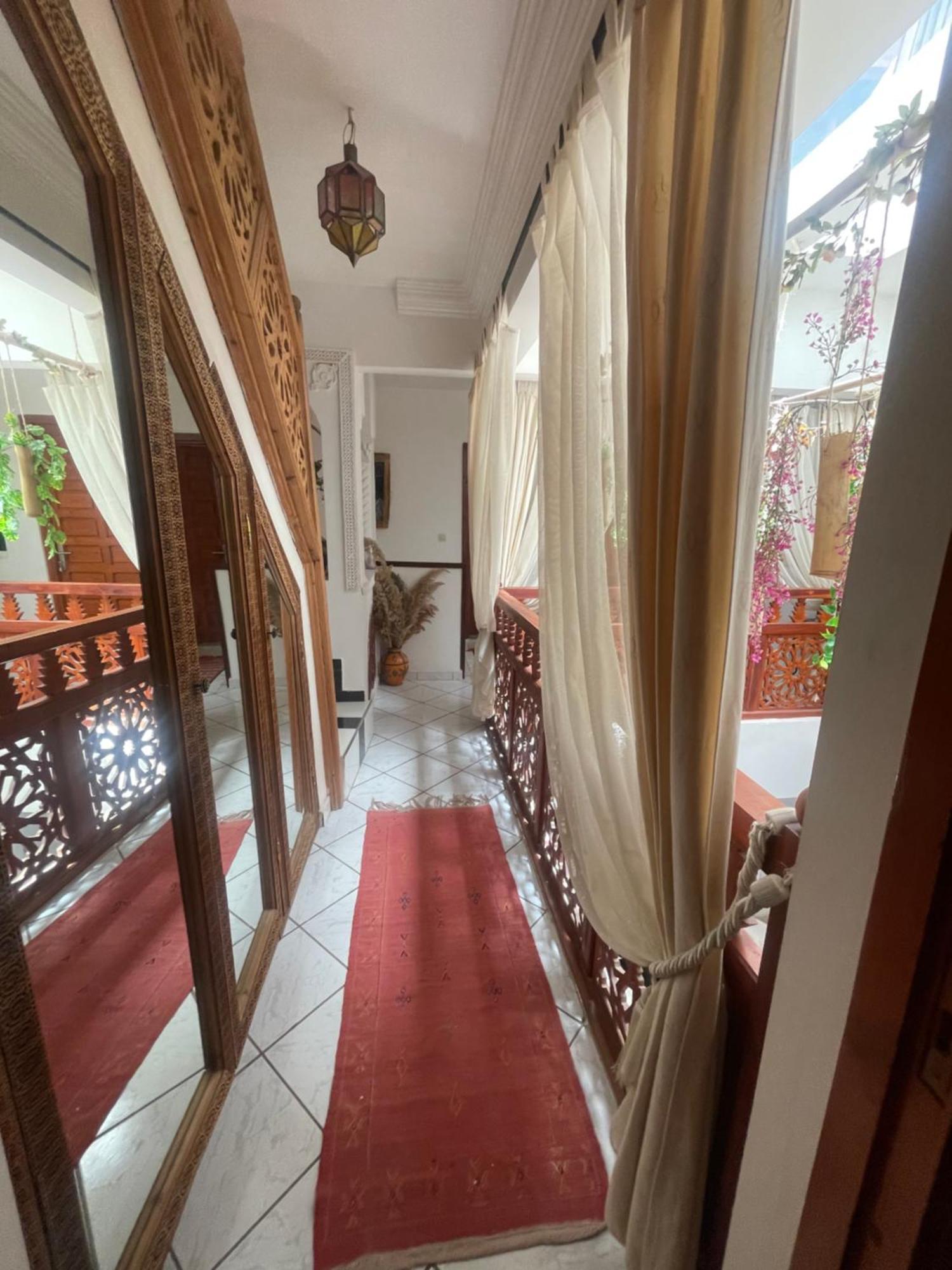 Riad Palmier Fleuri مراكش المظهر الخارجي الصورة