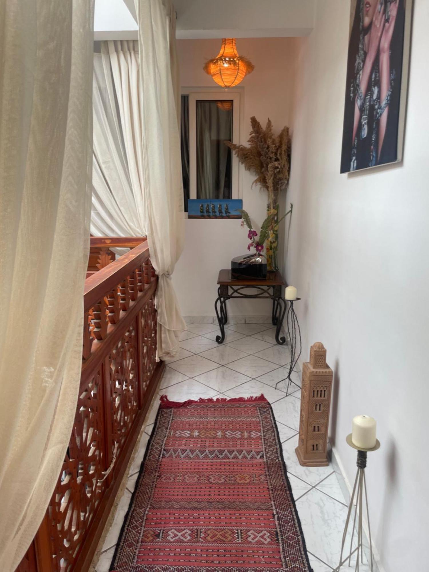 Riad Palmier Fleuri مراكش المظهر الخارجي الصورة